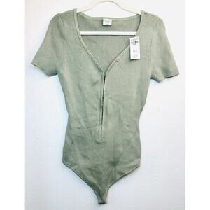 NWT Abercrombie Sage Green Ribbed Short Sleeve Bodysuit Size XL